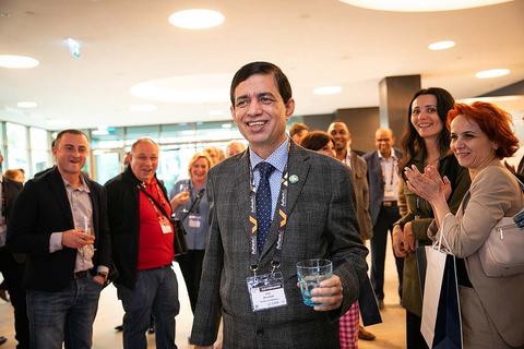 04 10 23 Conferece 084